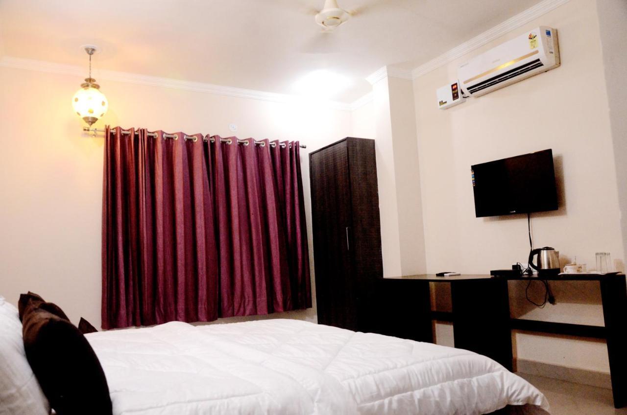 Hotel Golden Sunrise Inn Amritsar Exterior foto